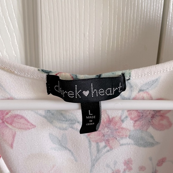 Flowers white dress - Picture 3 of 3